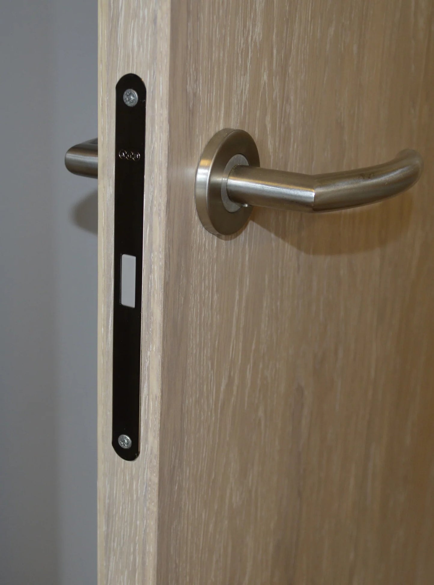 AGB Polaris 2XT Mortice Magnetic BATHROOM Lock.